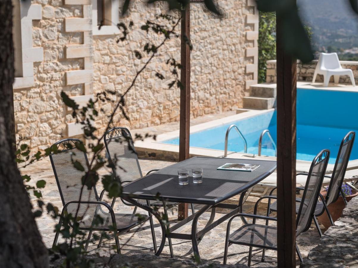Koules Estate, With Private Pools & Bbq - Embracing Nature, By Thinkvilla Argouli Eksteriør bilde