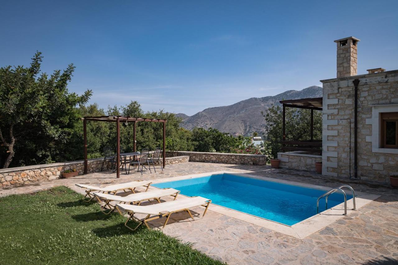 Koules Estate, With Private Pools & Bbq - Embracing Nature, By Thinkvilla Argouli Eksteriør bilde