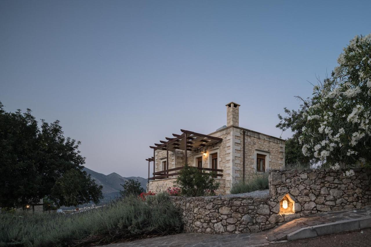 Koules Estate, With Private Pools & Bbq - Embracing Nature, By Thinkvilla Argouli Eksteriør bilde