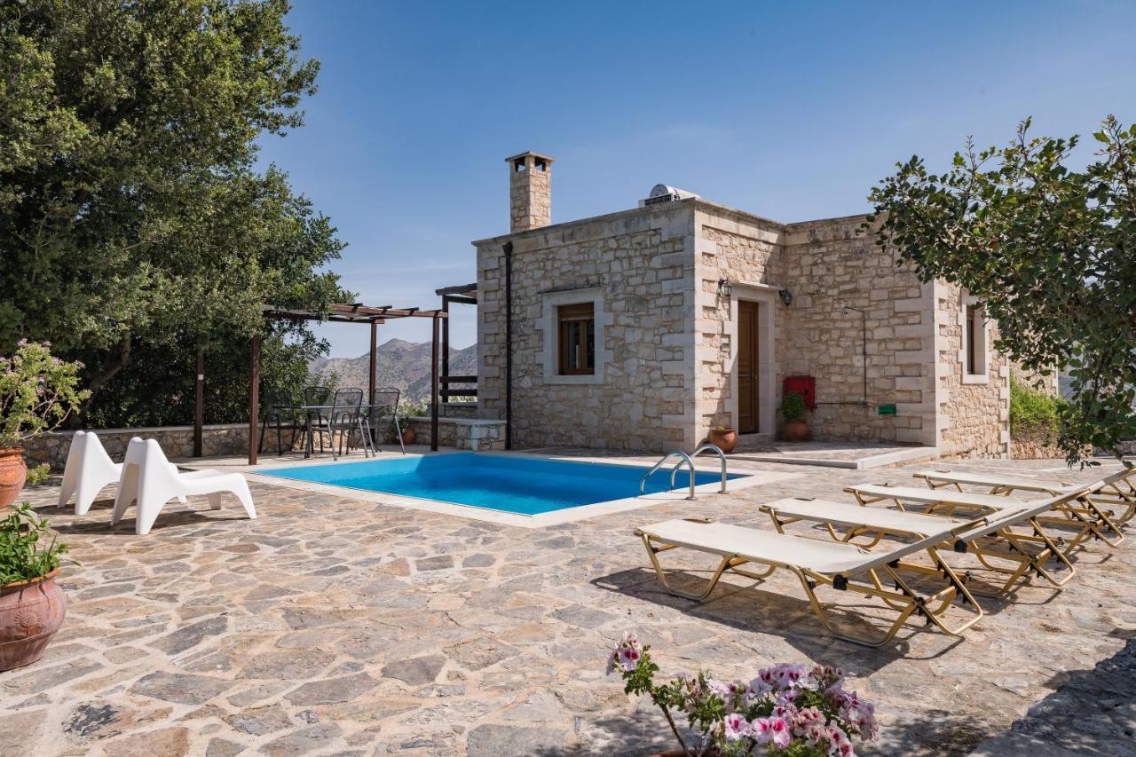 Koules Estate, With Private Pools & Bbq - Embracing Nature, By Thinkvilla Argouli Eksteriør bilde