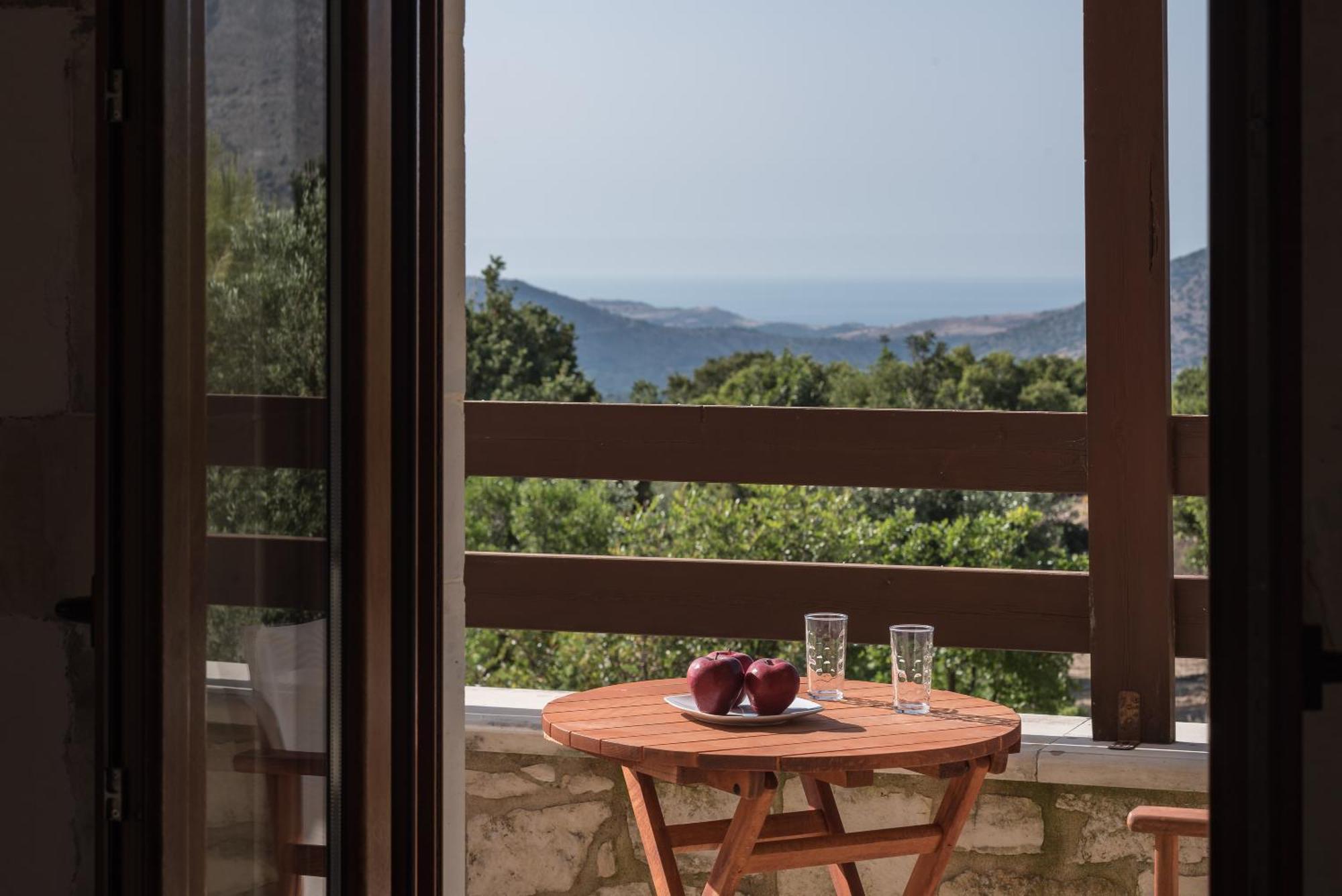 Koules Estate, With Private Pools & Bbq - Embracing Nature, By Thinkvilla Argouli Rom bilde