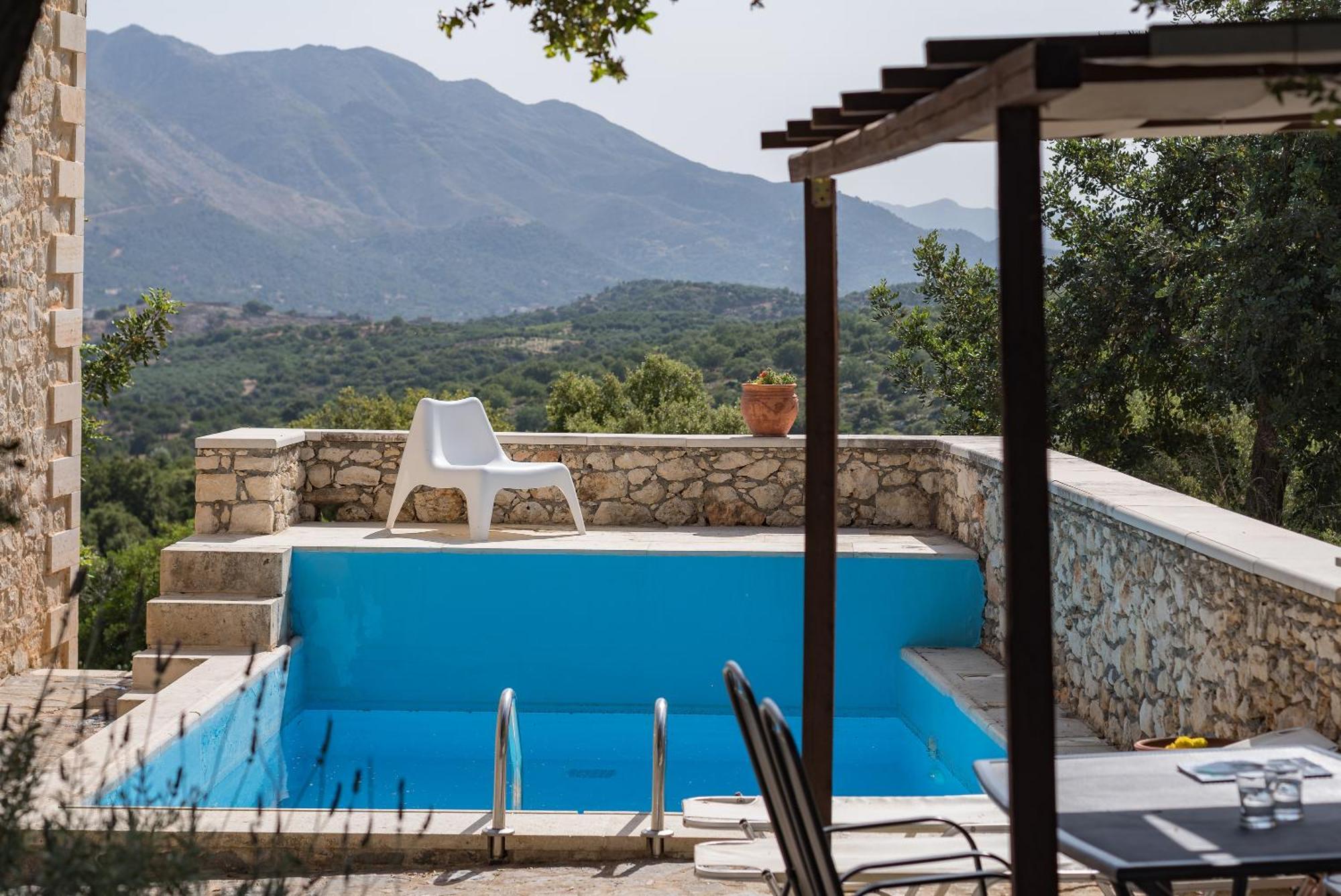 Koules Estate, With Private Pools & Bbq - Embracing Nature, By Thinkvilla Argouli Rom bilde